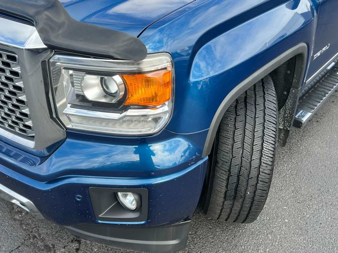 2015 GMC Sierra 1500 Denali - Image 3