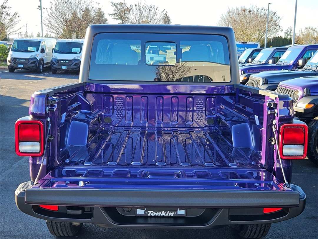 2026 Jeep Gladiator Sport - Image 28