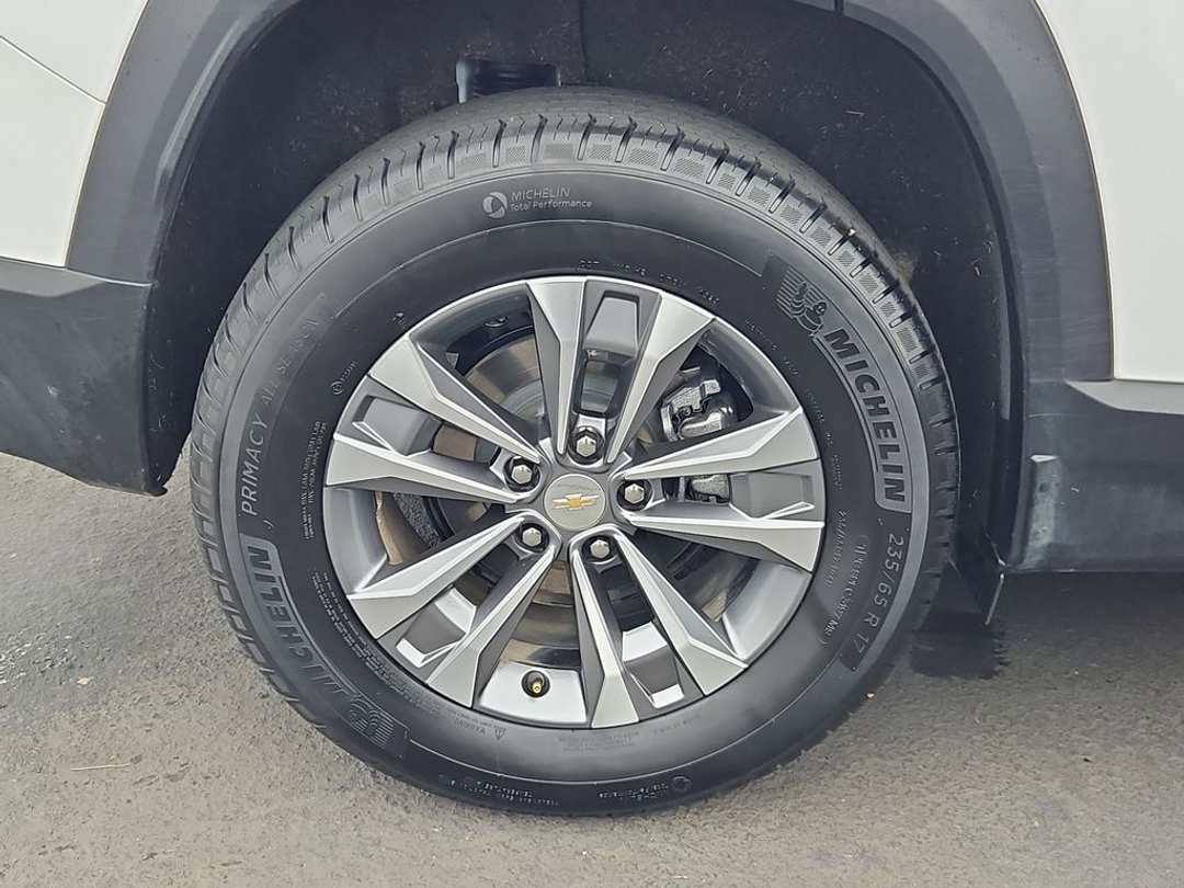 2025 Chevrolet Equinox LT - Image 30