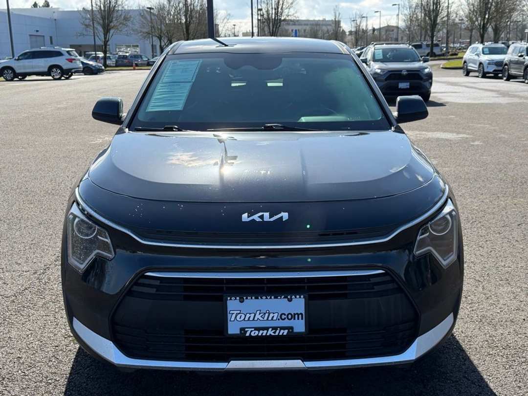 2024 Kia Niro LX - Image 3