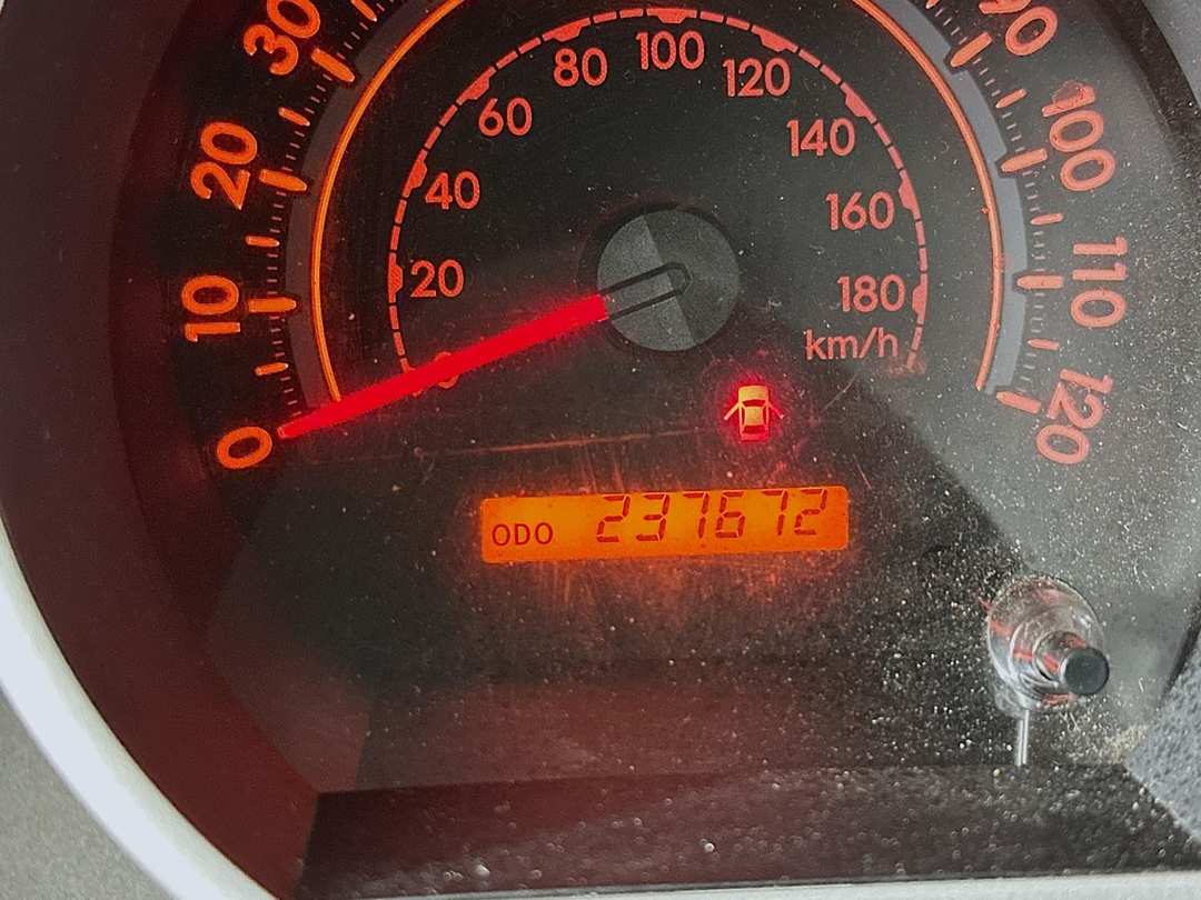 2012 Toyota Tundra Grade - Image 13