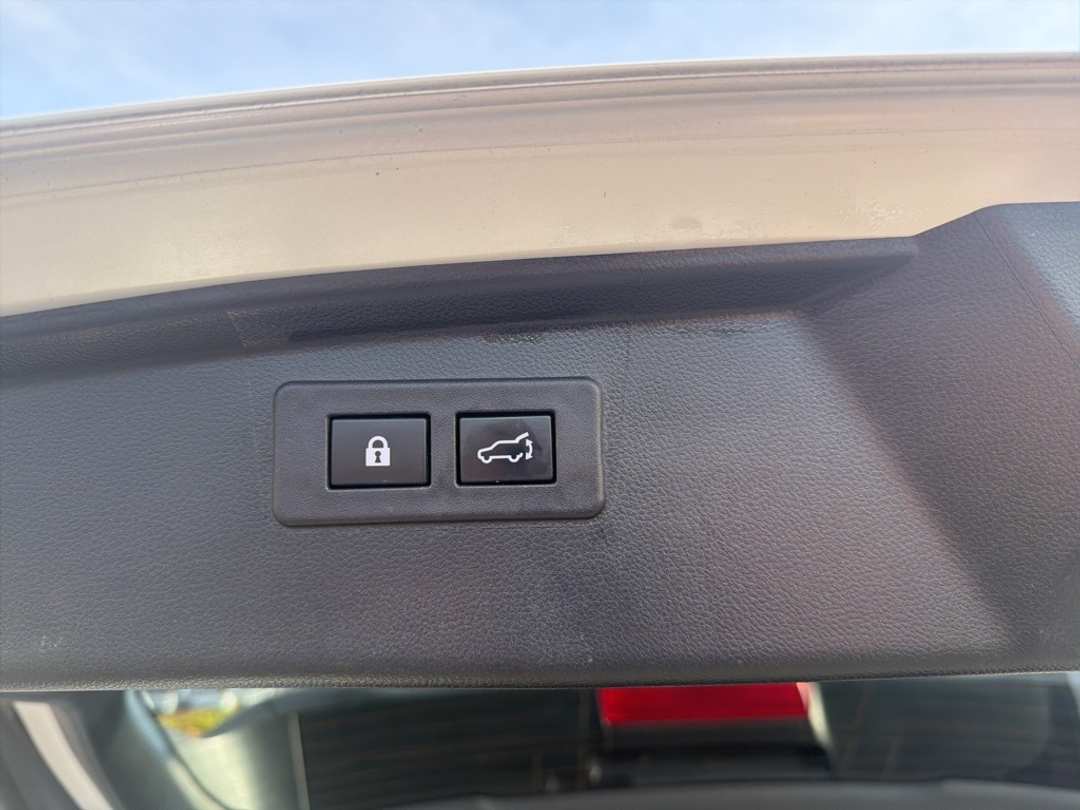 2020 Subaru Outback Limited - Image 22