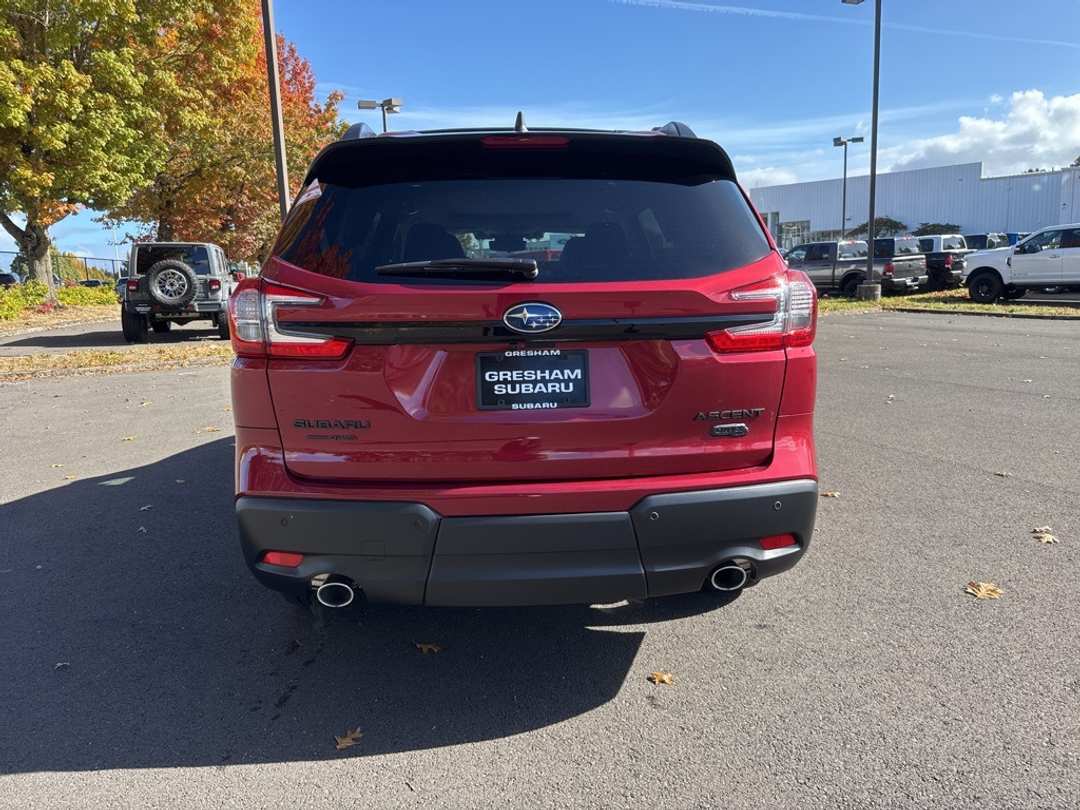 2025 Subaru Ascent Onyx Edition Touring - Image 6