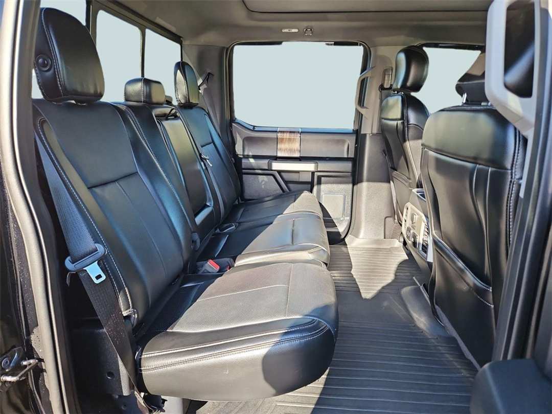 2018 Ford F-150 Lariat - Image 27