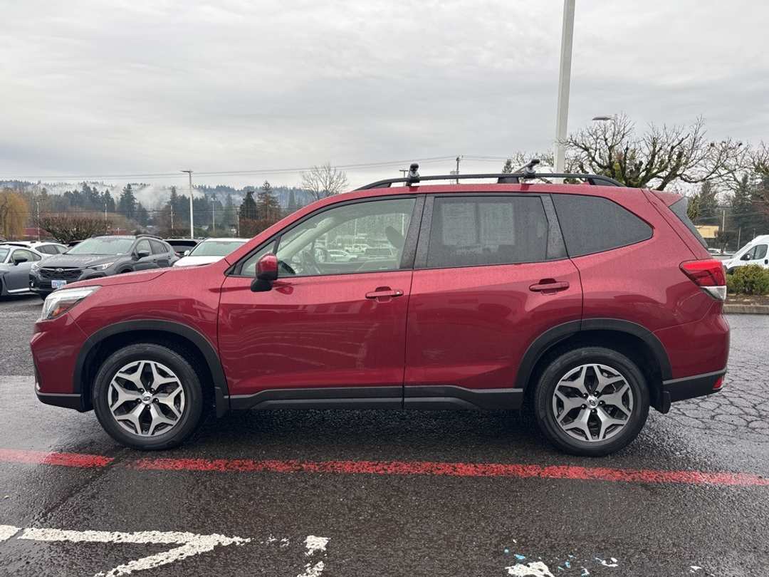 2019 Subaru Forester Premium - Image 4