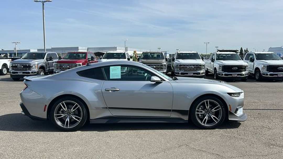 2024 Ford Mustang EcoBoost - Image 2