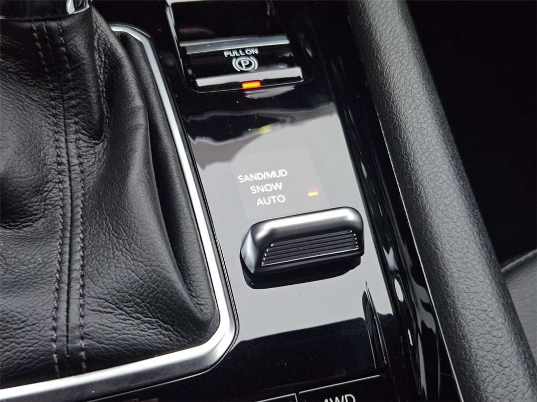 2026 Jeep Compass Latitude - Image 26