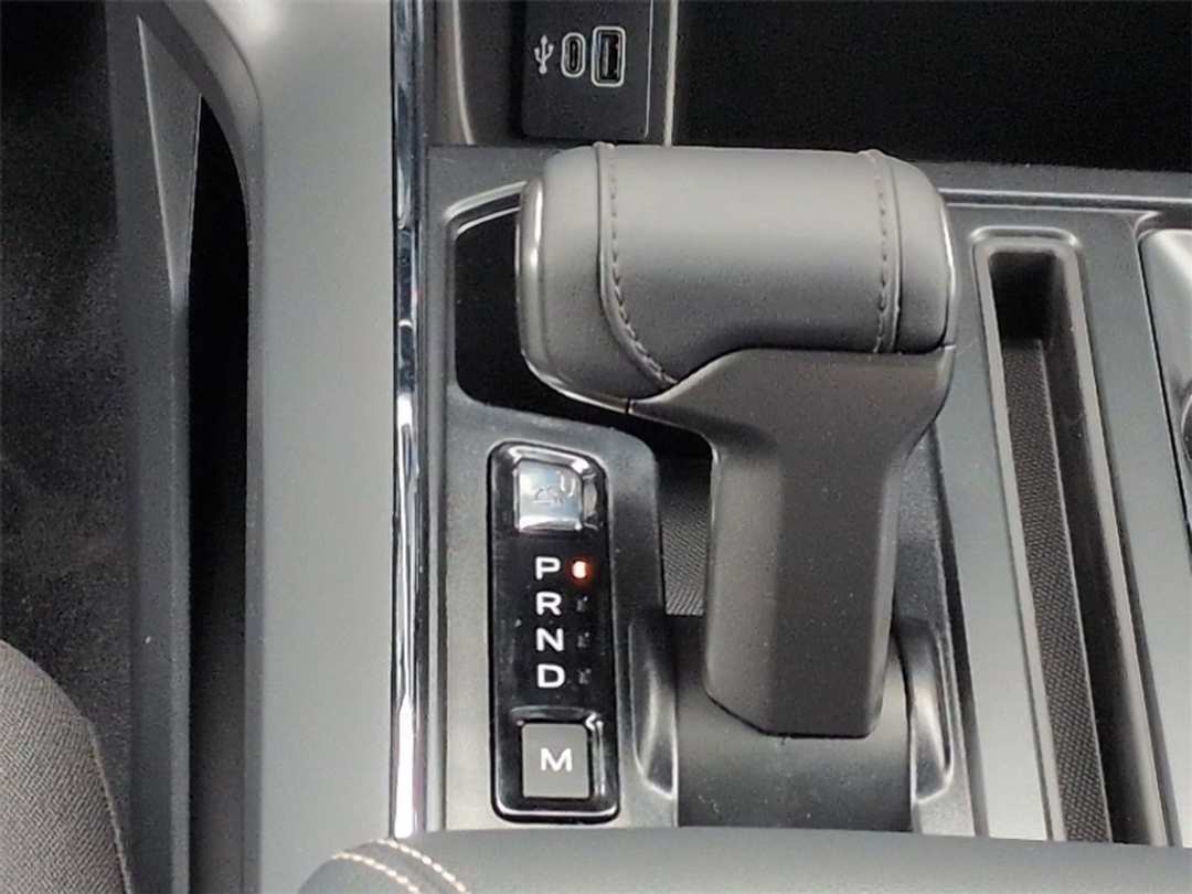 2026 Ford F-150 XLT - Image 17