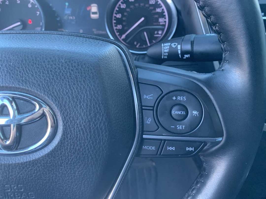 2019 Toyota Camry L - Image 14