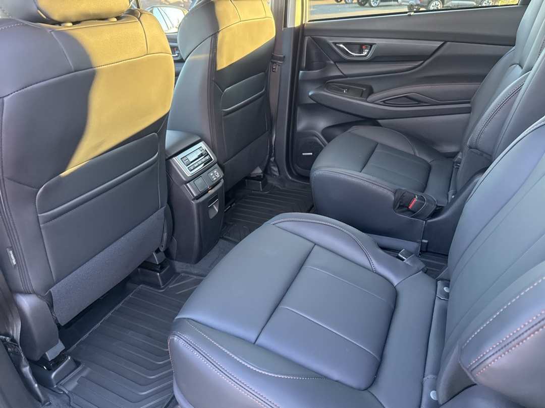 2026 Subaru Ascent Limited Bronze Edition - Image 20