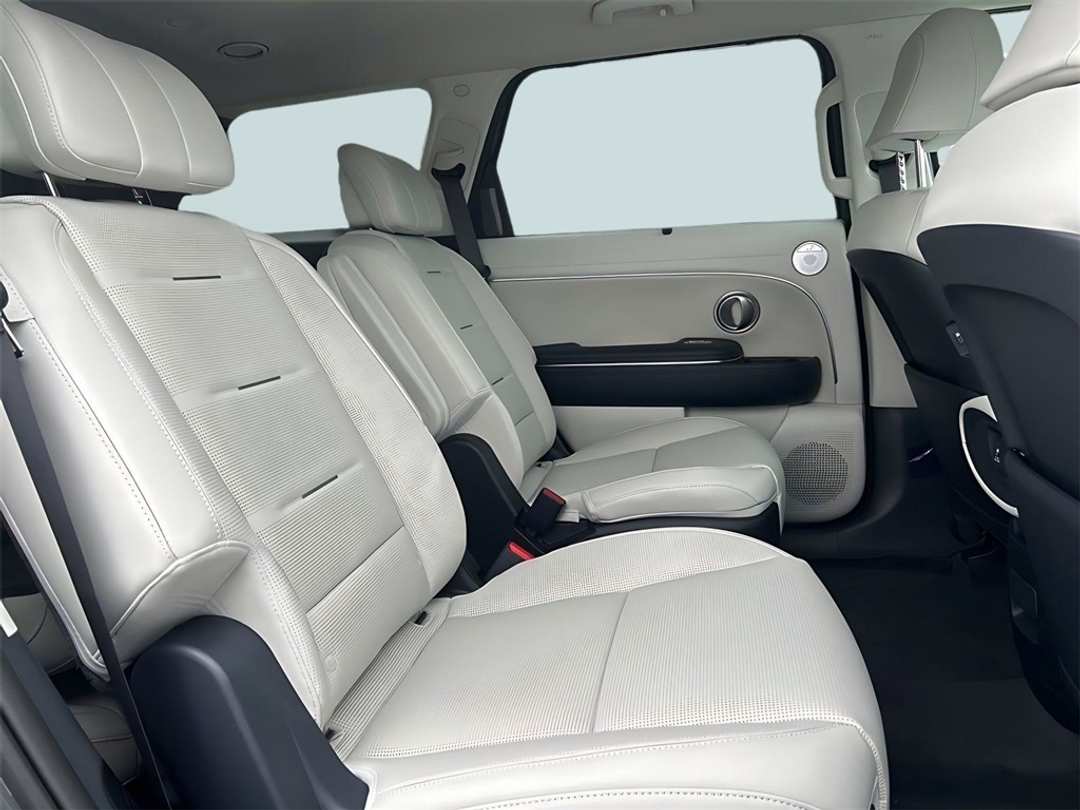 2026 Hyundai Palisade Calligraphy - Image 12