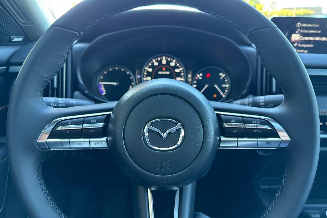 2026 MAZDA Cx-50 Premium - Image 23