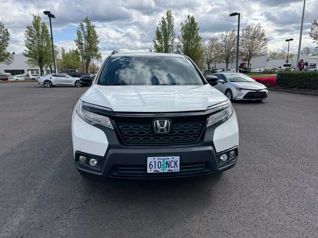 2021 Honda Passport Elite - Image 2