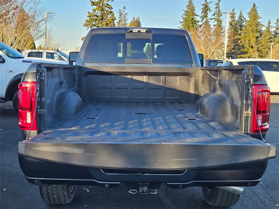 2026 Ram 3500 Big Horn - Image 30