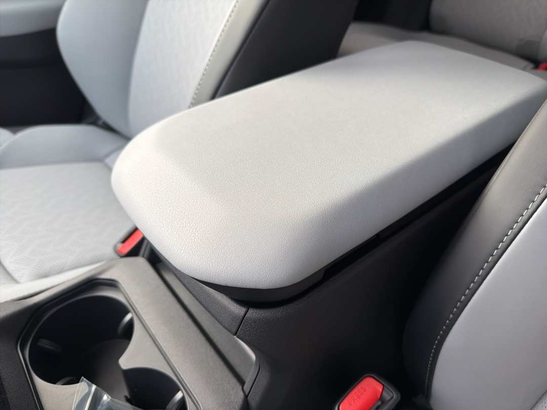 2026 Subaru Solterra Premium - Image 36