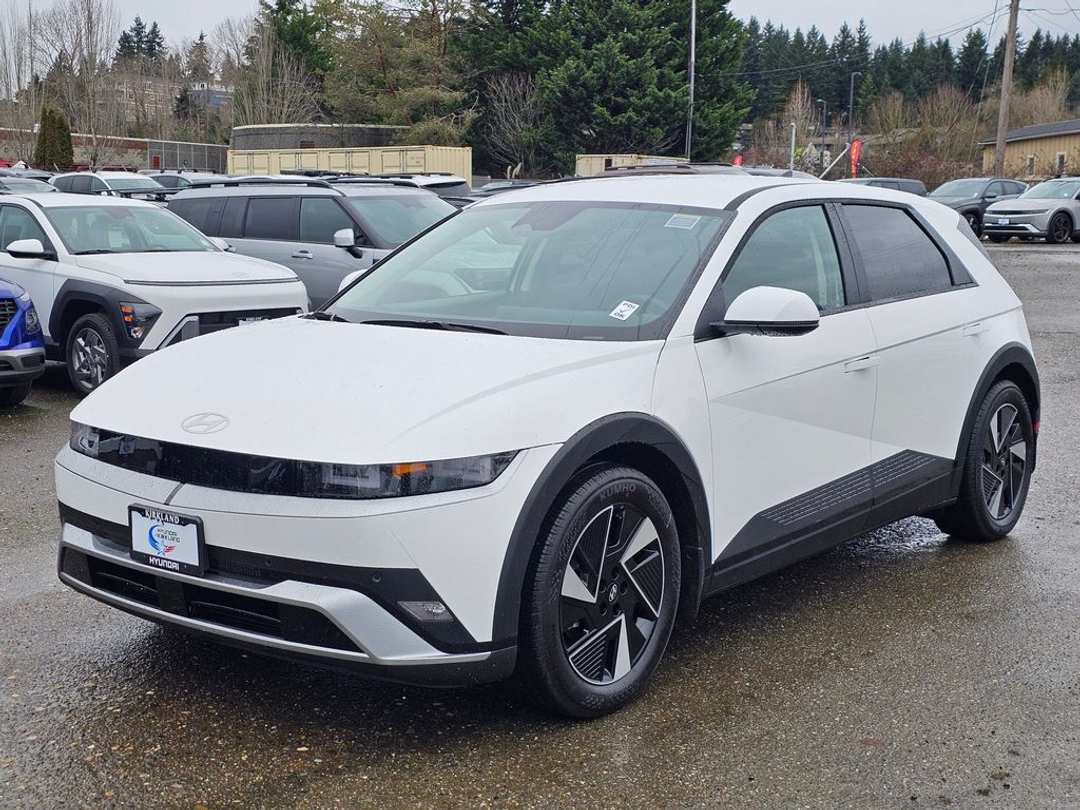 2026 Hyundai Ioniq 5 SEL - Image 3