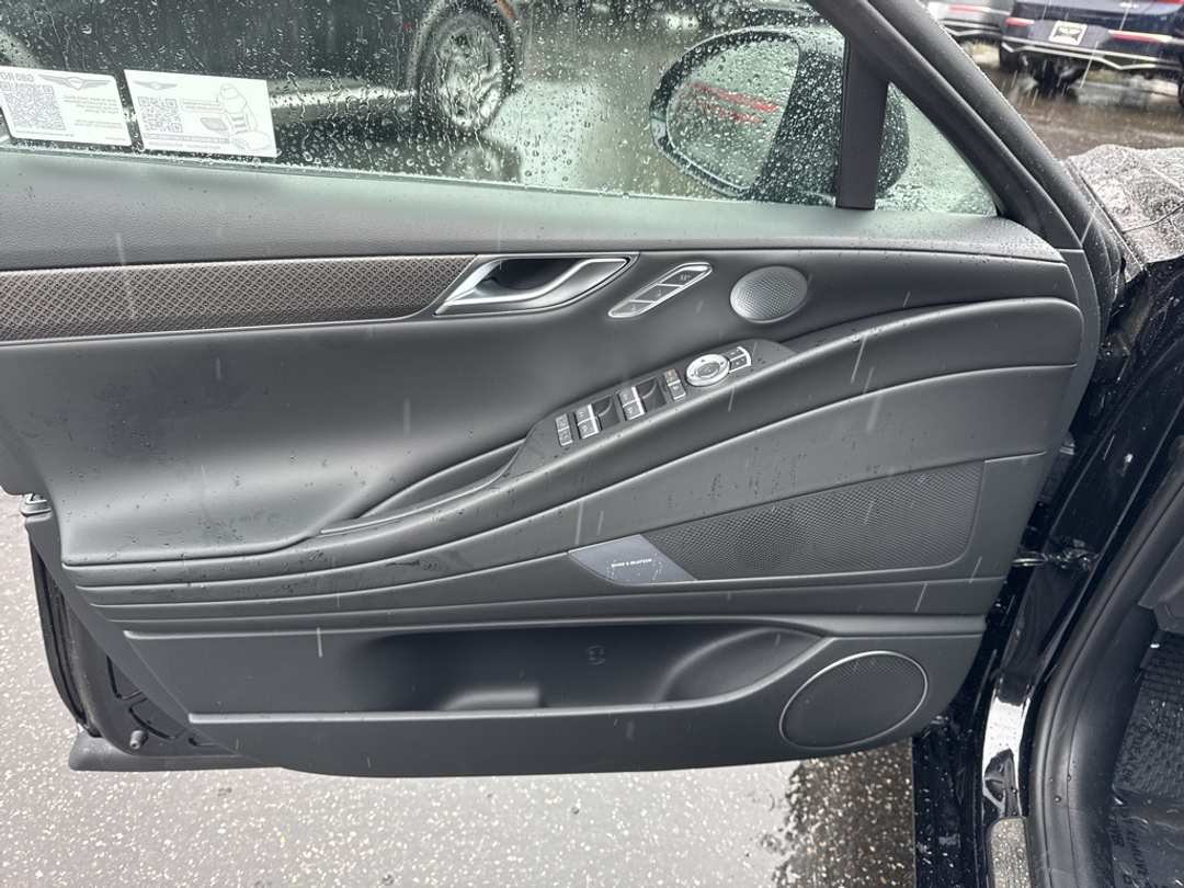 2025 Genesis G80 3.5T - Image 16