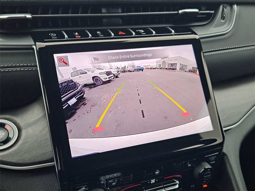 2025 Jeep Grand Cherokee L Limited - Image 21