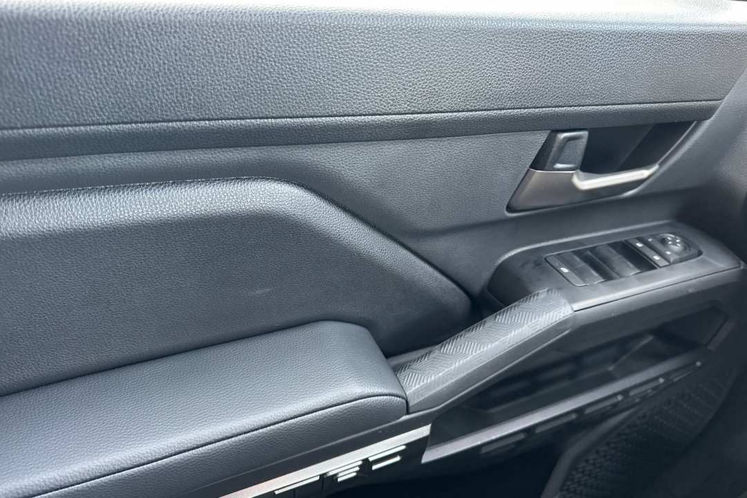 2025 Toyota Tacoma TRD OffRoad - Image 11