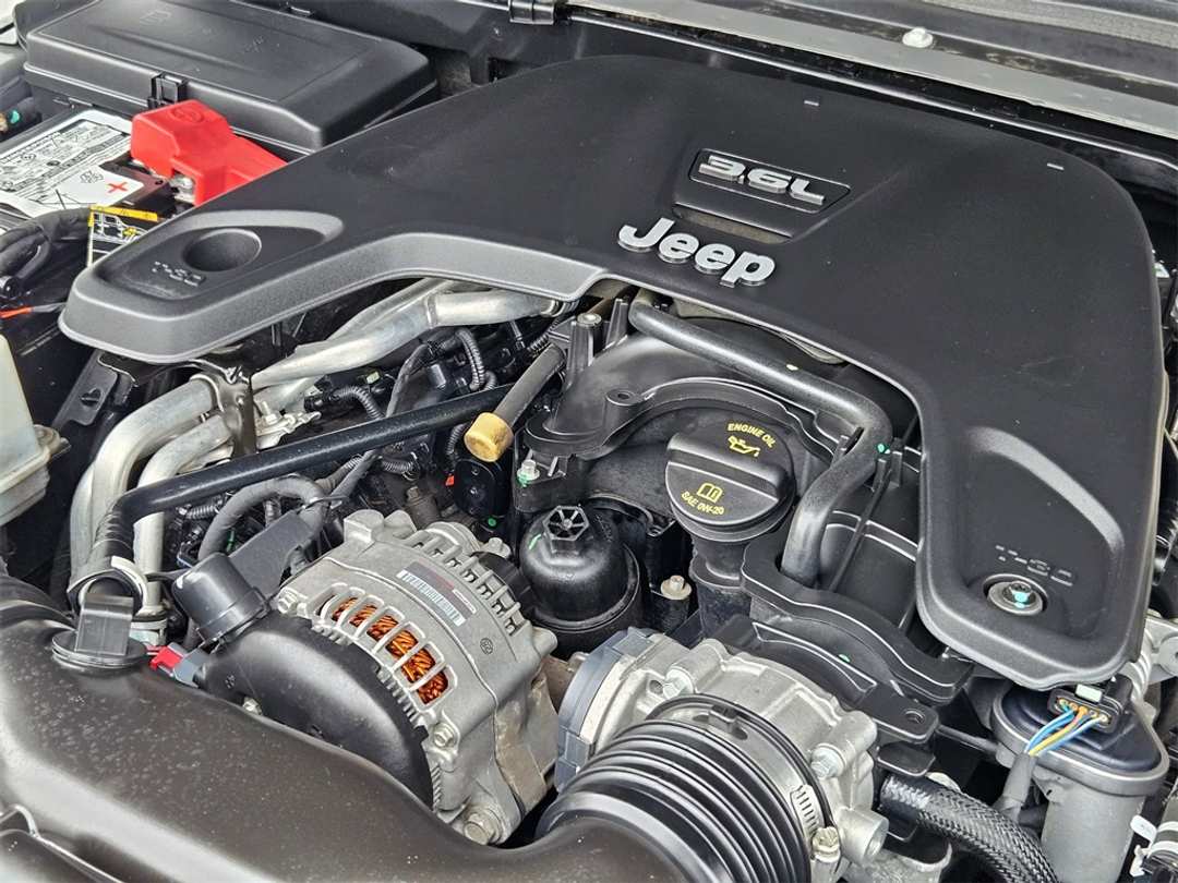 2020 Jeep Gladiator Rubicon - Image 44