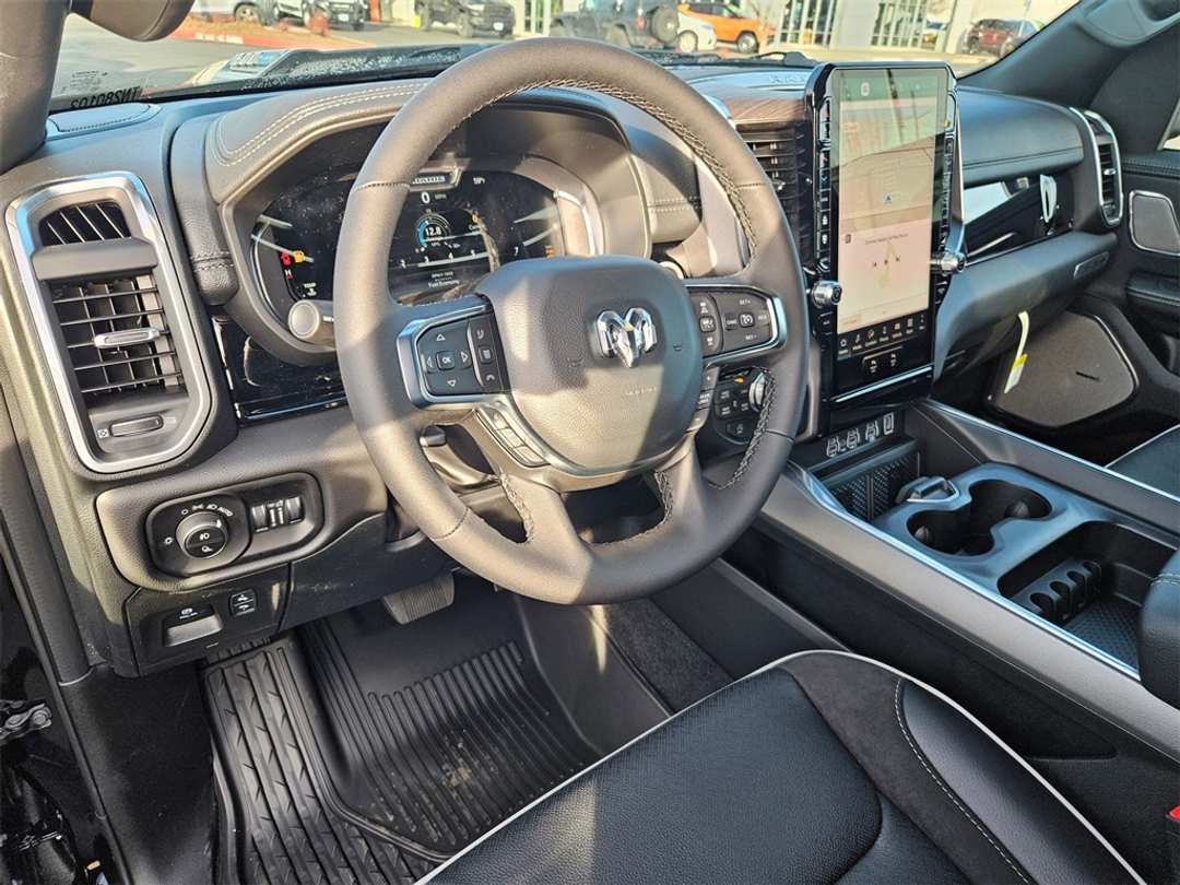 2026 Ram 1500 Laramie - Image 13