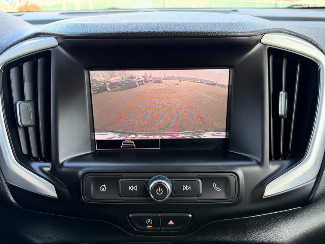 2022 GMC Terrain SLE - Image 23