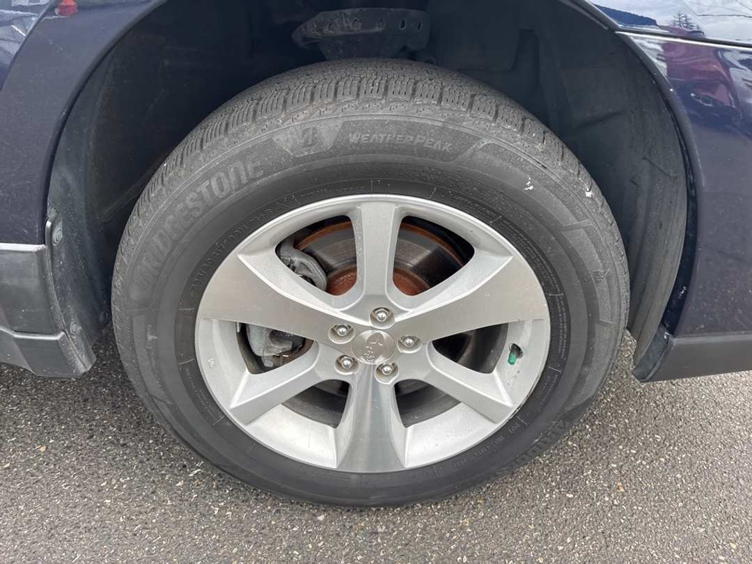 2014 Subaru Outback 3.6R - Image 9