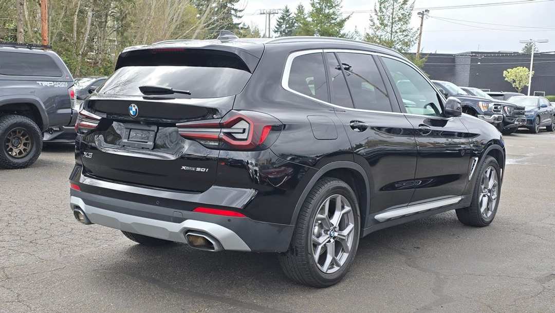 2024 BMW X3 xDrive30i - Image 3