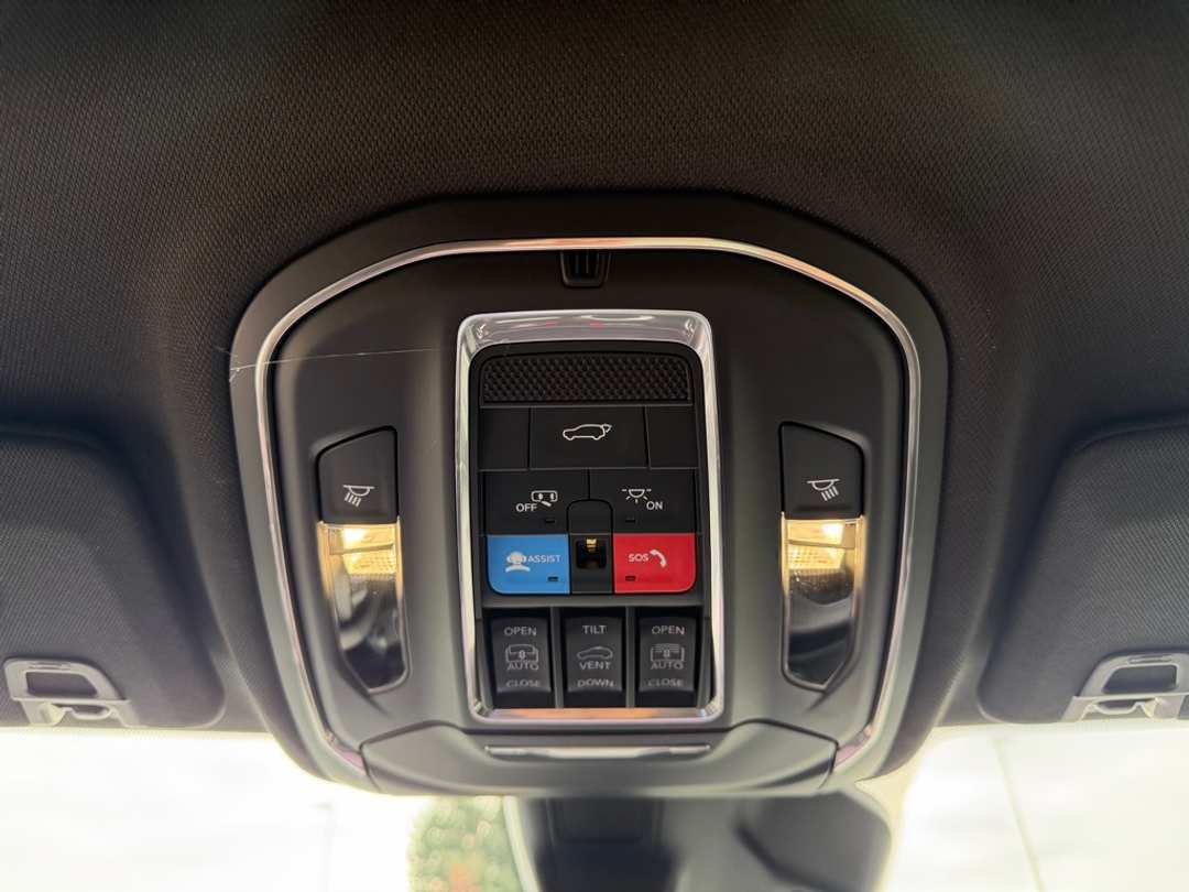 2025 Jeep Grand Cherokee L Limited - Image 28