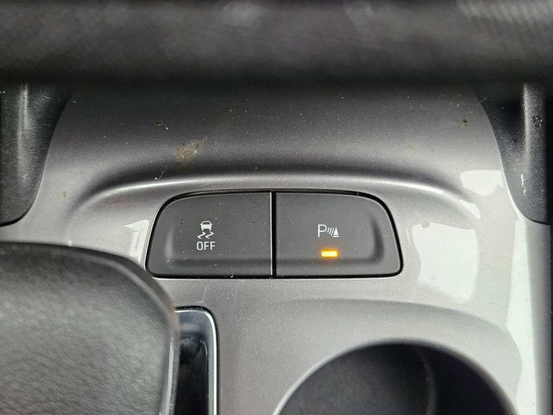 2025 Chevrolet Malibu LS - Image 24