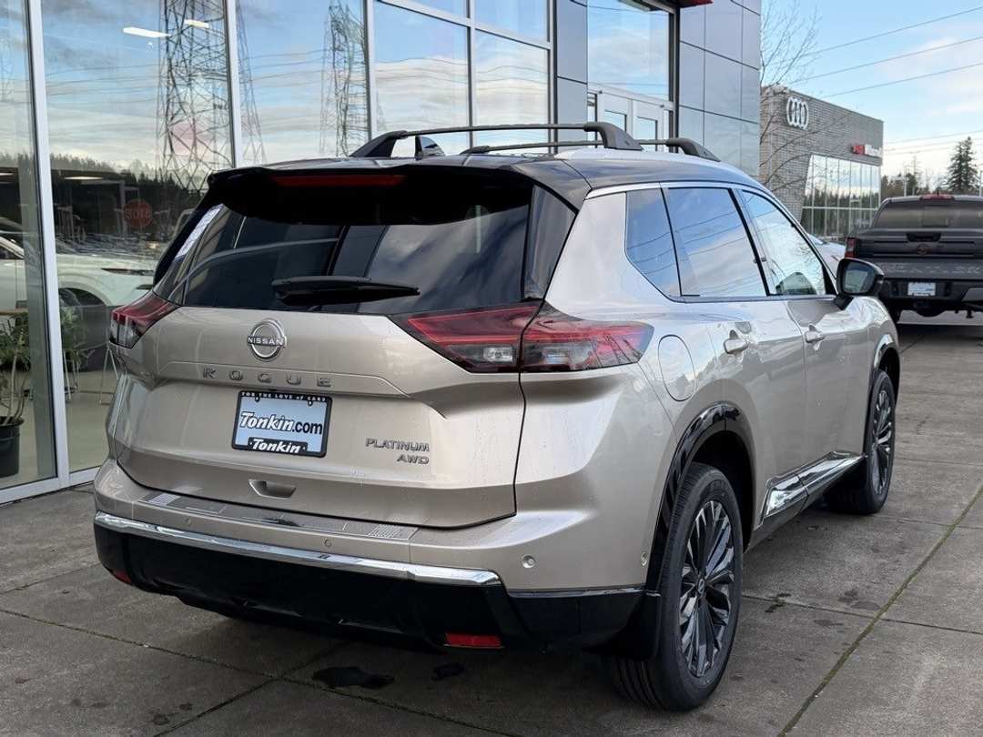 2026 Nissan Rogue Platinum - Image 7