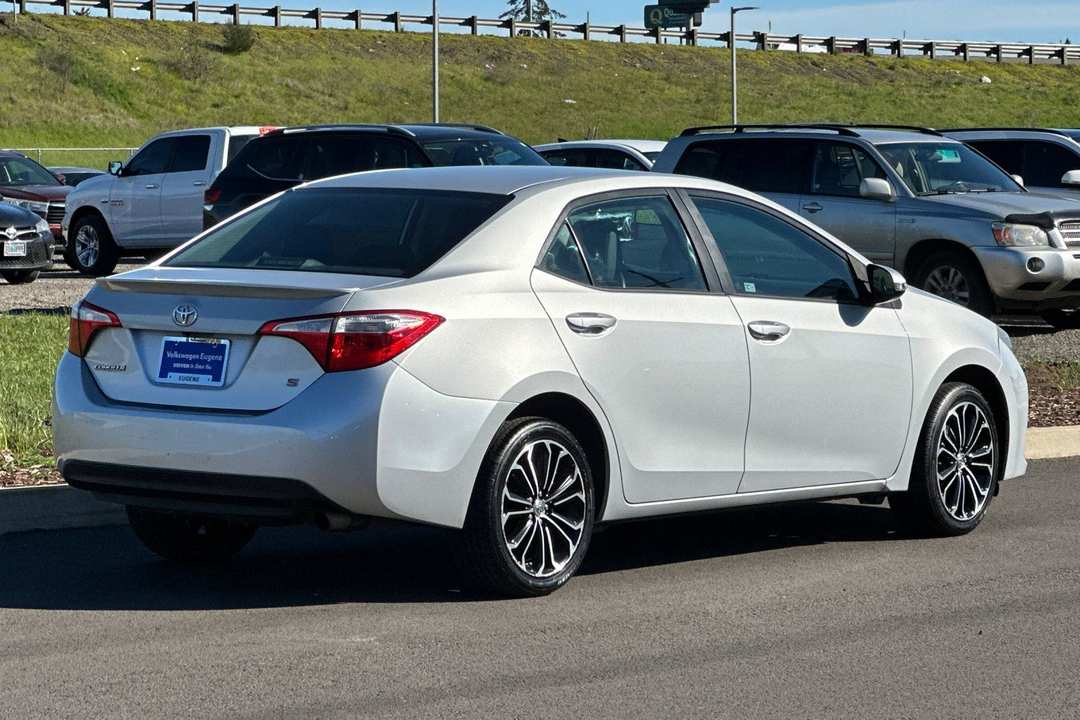 2014 Toyota Corolla S Plus - Image 3