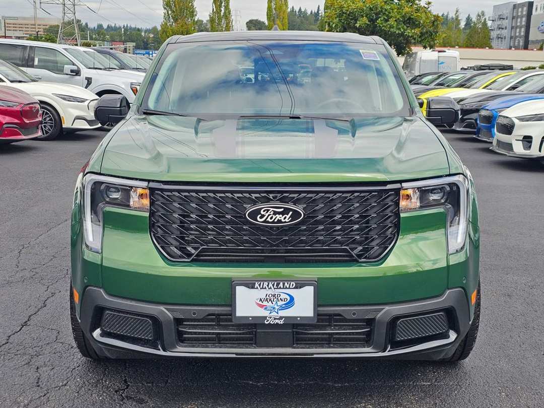 2025 Ford Maverick Lariat - Image 2