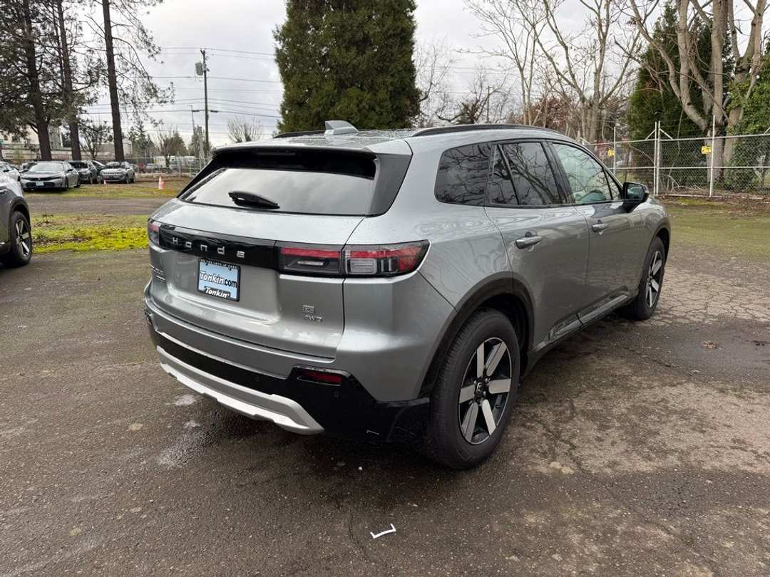 2025 Honda Prologue Touring - Image 8