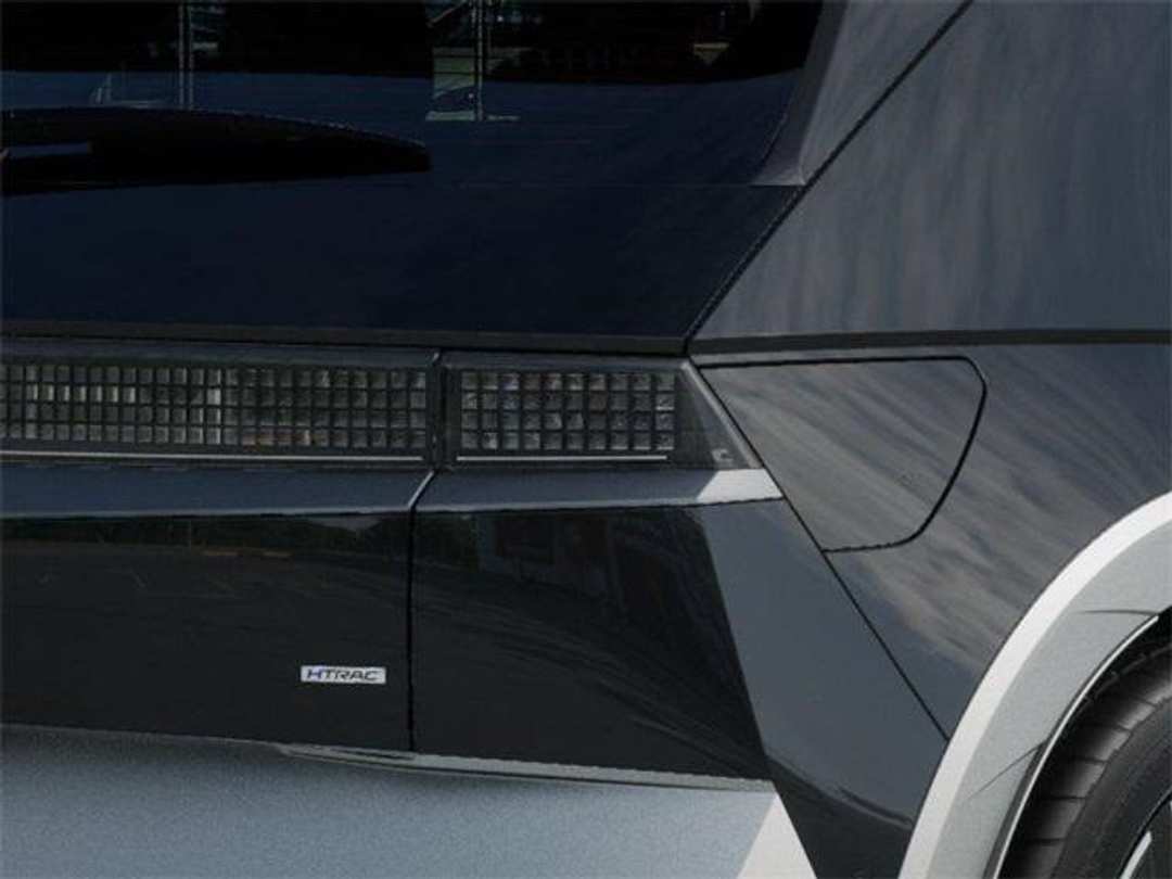 2026 Hyundai Ioniq 5 Limited - Image 10