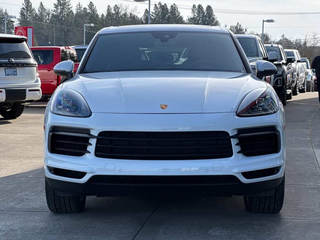 2023 Porsche Cayenne Platinum Edition - Image 8