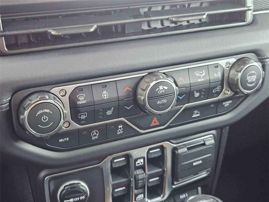 2026 Jeep Gladiator Rubicon - Image 23