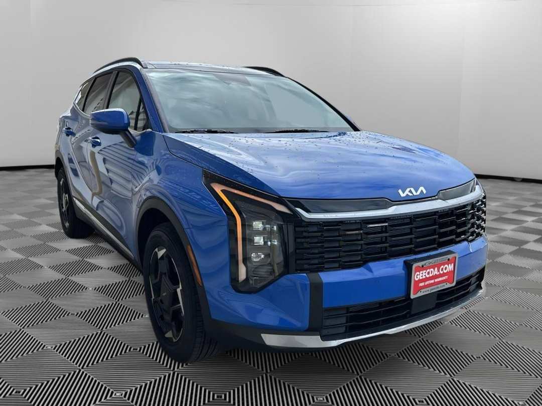 2026 Kia Sportage EX - Image 3