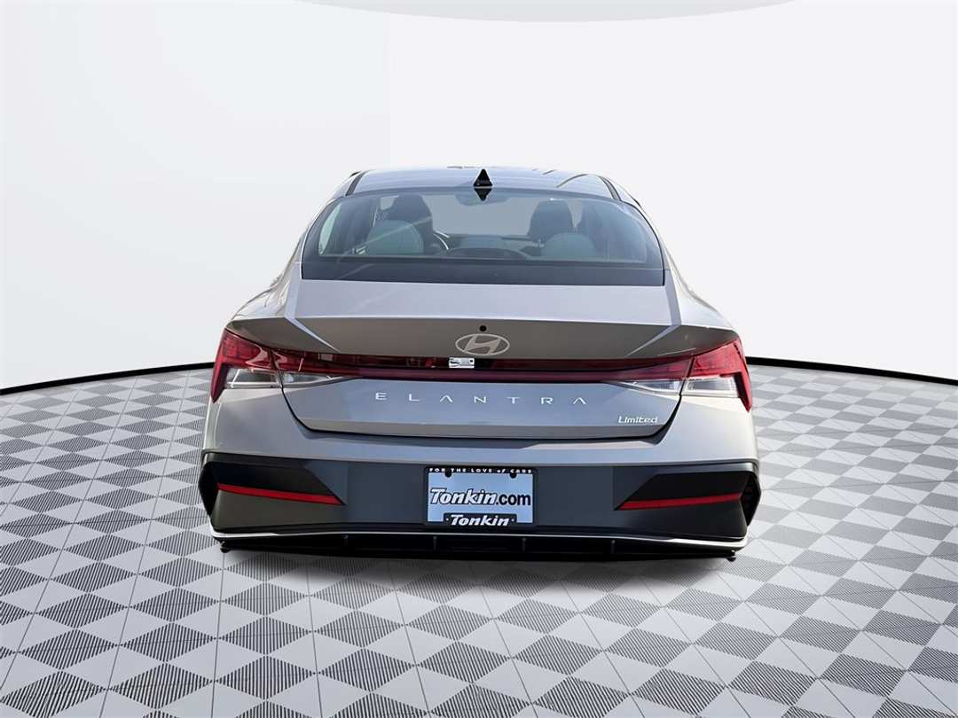 2026 Hyundai Elantra Limited - Image 6