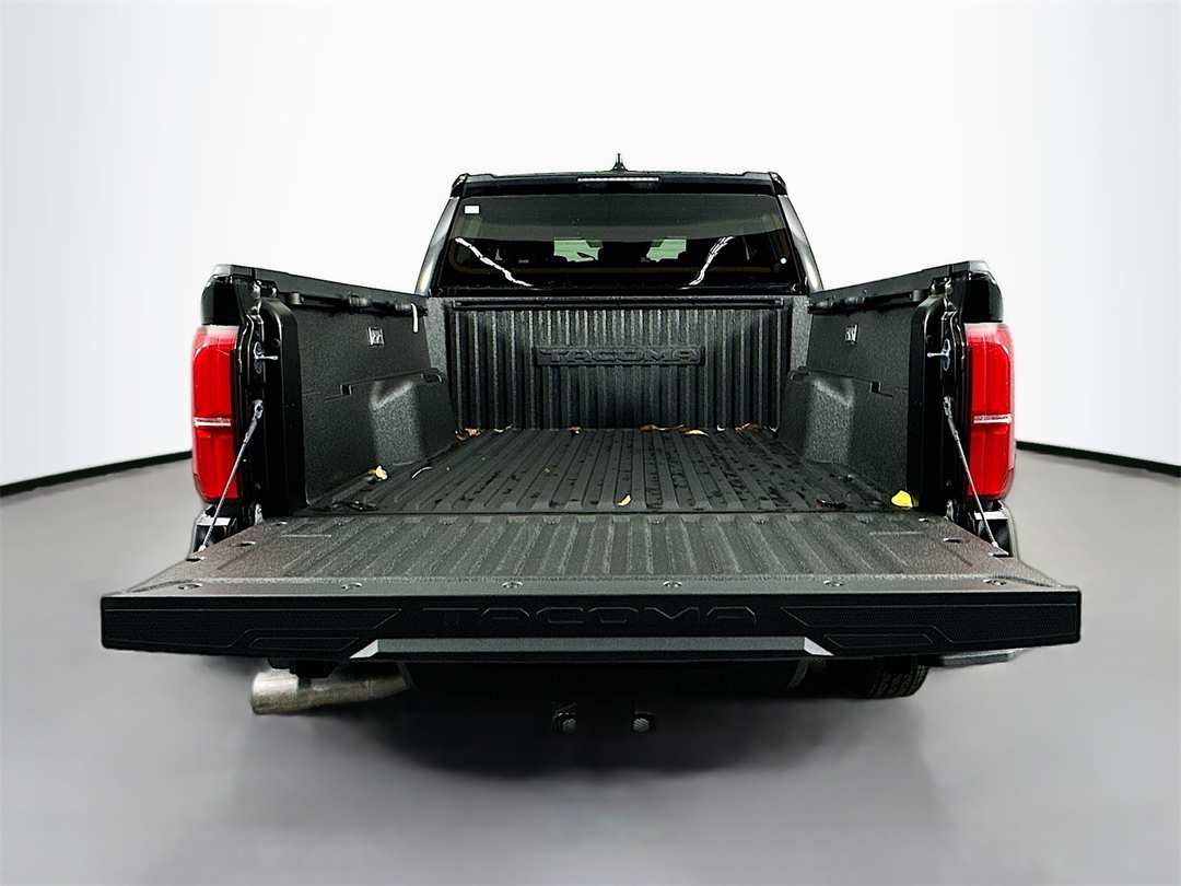 2025 Toyota Tacoma SR5 - Image 24