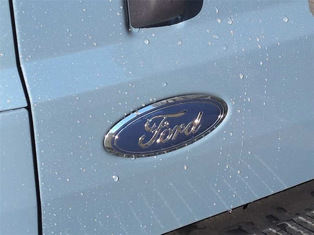 2025 Ford Bronco Heritage Edition - Image 25