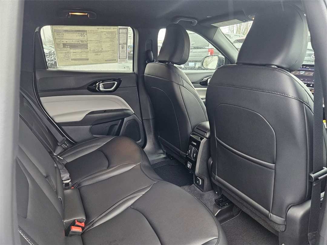 2026 Jeep Compass Limited - Image 34