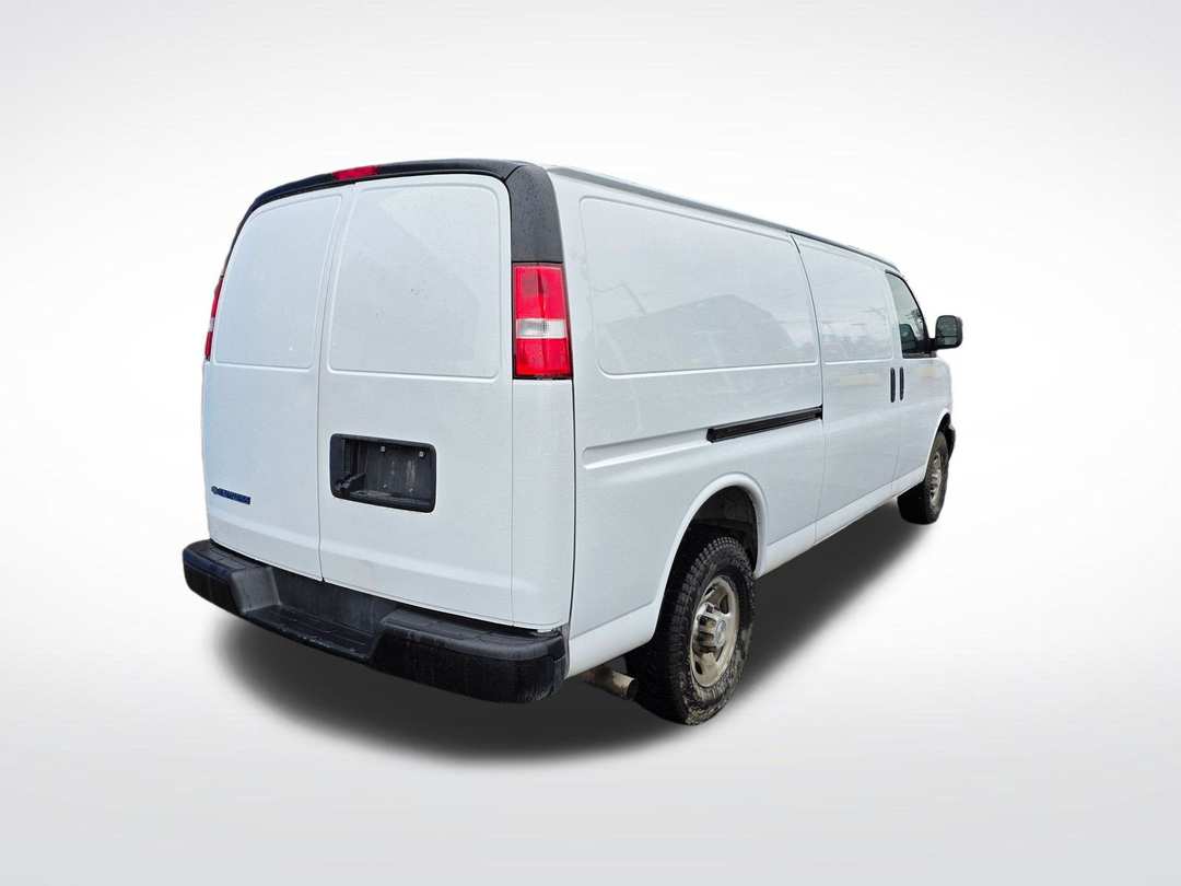 2023 Chevrolet Express 2500 Work - Image 5