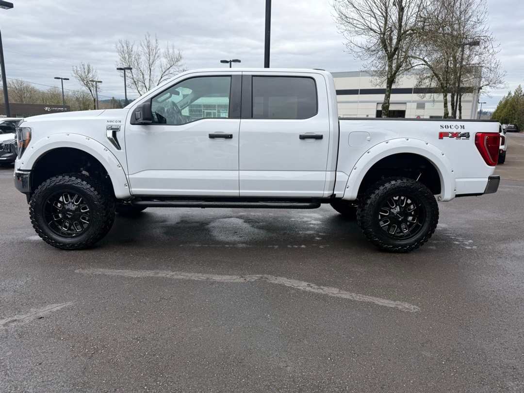 2023 Ford F-150 XLT - Image 9