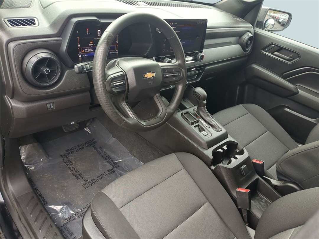 2023 Chevrolet Colorado Work - Image 13