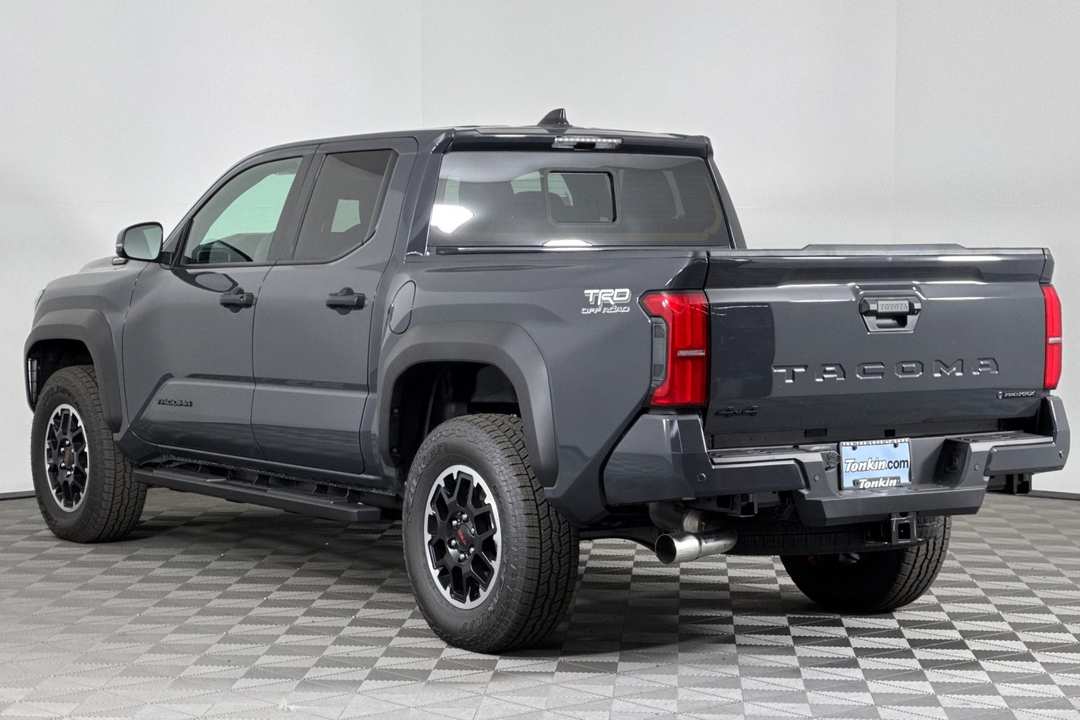 2025 Toyota Tacoma TRD Off Road - Image 6