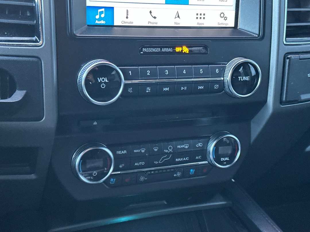 2018 Ford Expedition XLT - Image 20