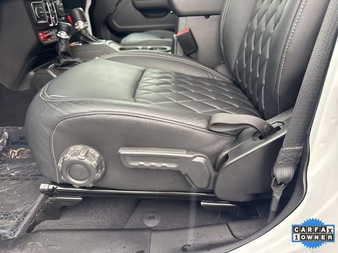 2025 Jeep Gladiator Rubicon - Image 17