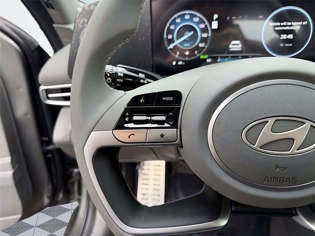 2026 Hyundai Elantra SEL Sport - Image 17