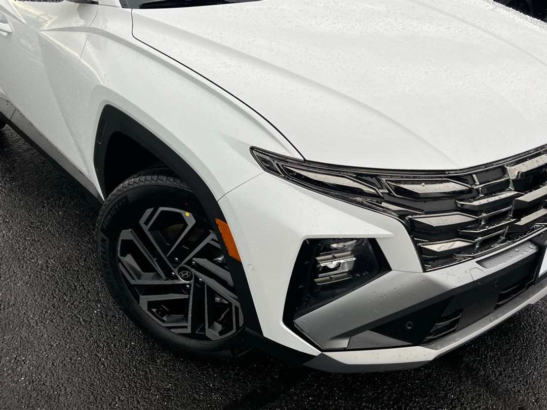 2026 Hyundai Tucson Limited - Image 2